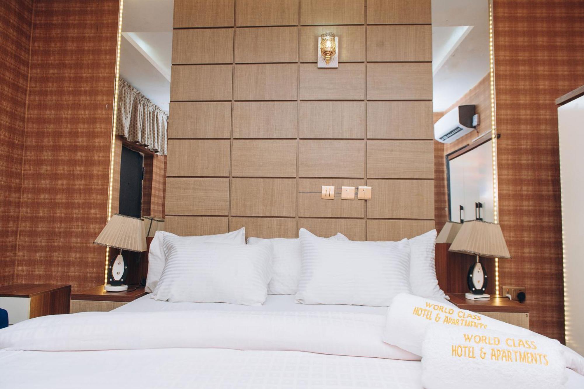World Class Hotel & Apartments อาบูจา ภายนอก รูปภาพ
